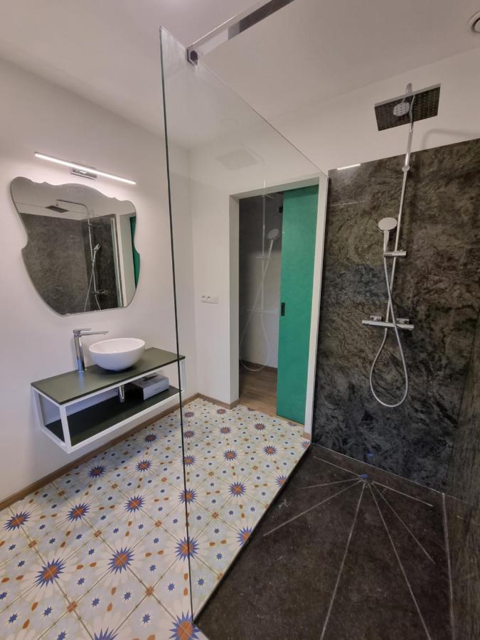 Cerf, Ouvre-Moi B&B Rochefort Dış mekan fotoğraf